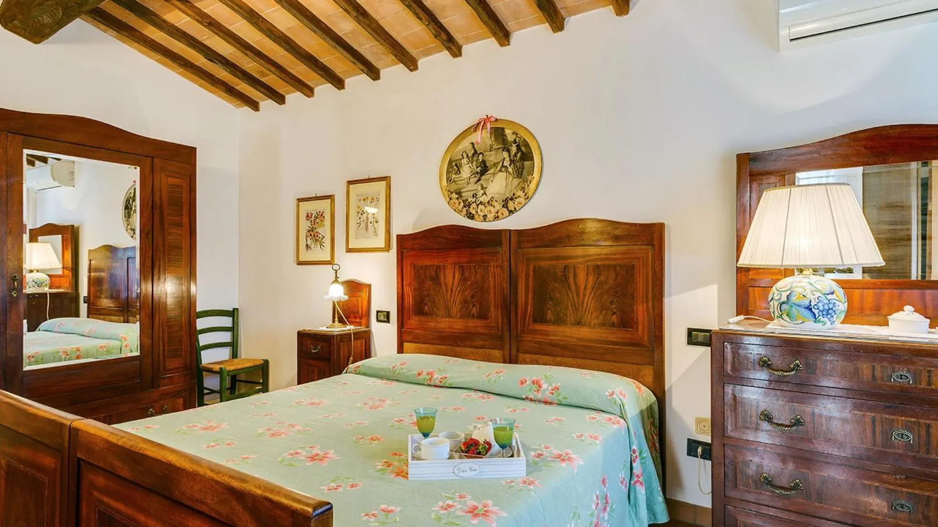 Holiday Home Antico Borgo S Lorenzoalbicocco By Interhome Poggibonsi